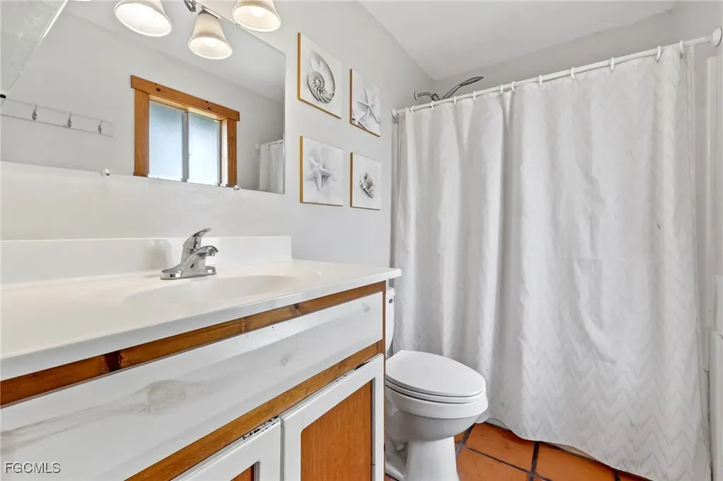 16600 Wisteria Drive Fort Myers FL 33908