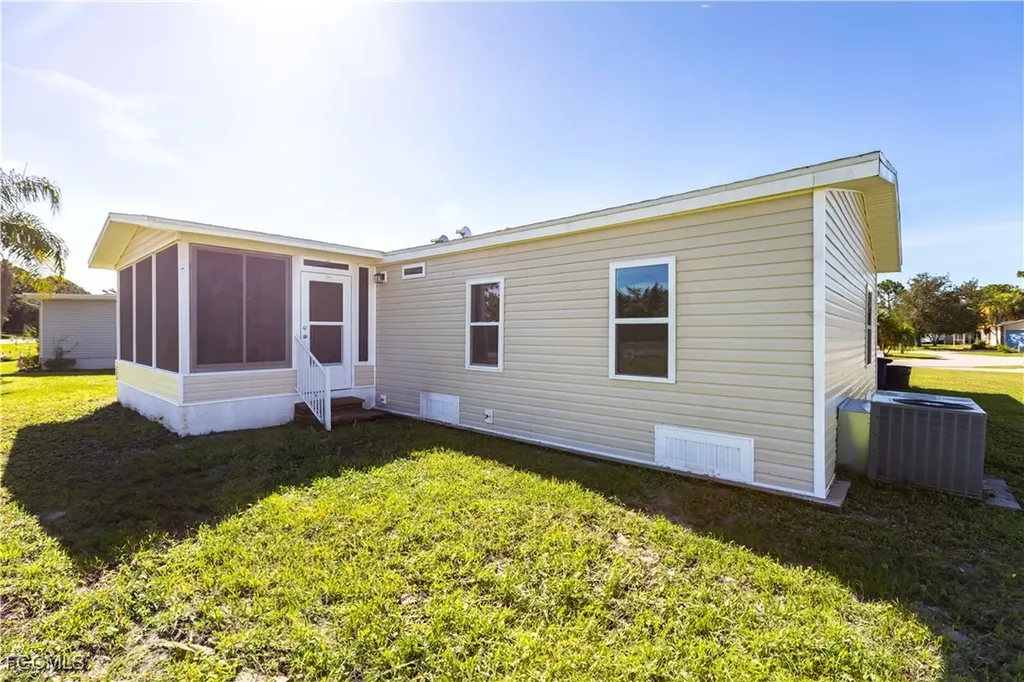 19867 Eagle Trace Court North Fort Myers FL 33903