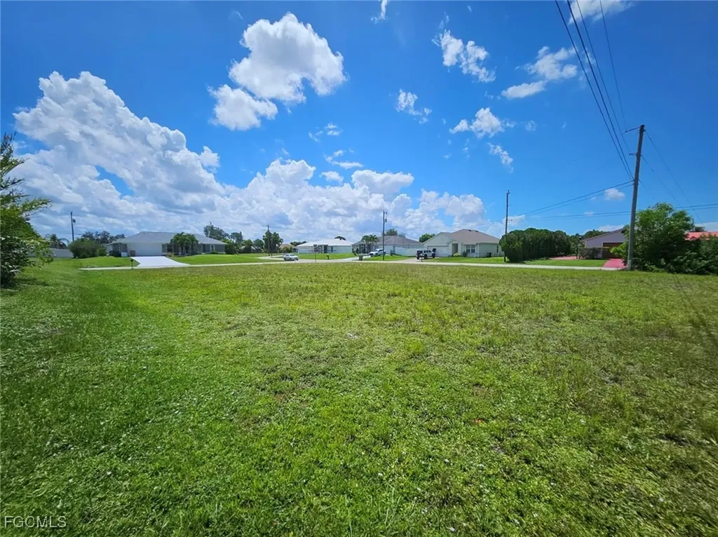 3016 SW 7th Avenue Cape Coral FL 33914