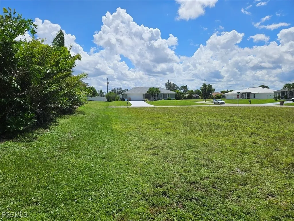 3016 SW 7th Avenue Cape Coral FL 33914