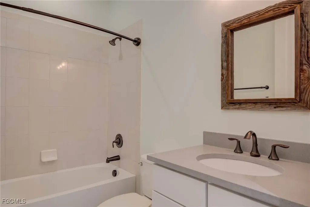 15724 Angelica Drive Alva FL 33920