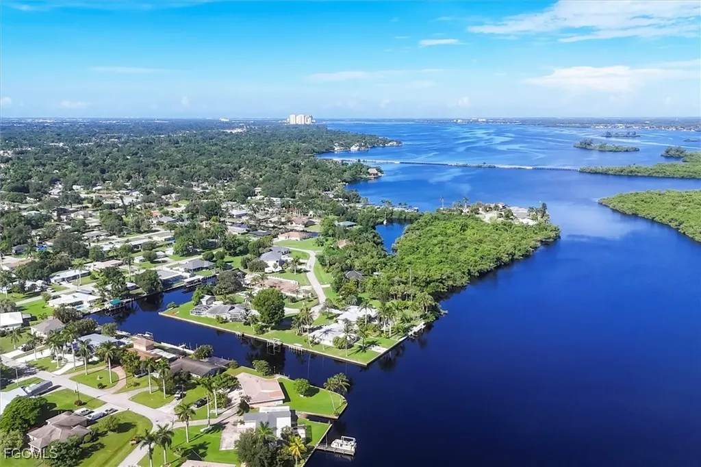 315 Georgia Avenue Fort Myers FL 33905