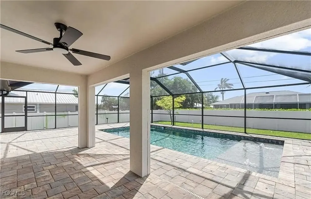 3734 SE 3rd Place Cape Coral FL 33904