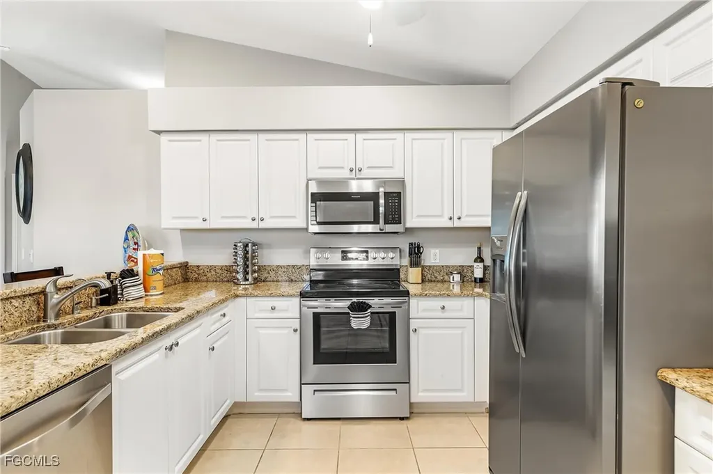 2014 NW 25th Place Cape Coral FL 33993