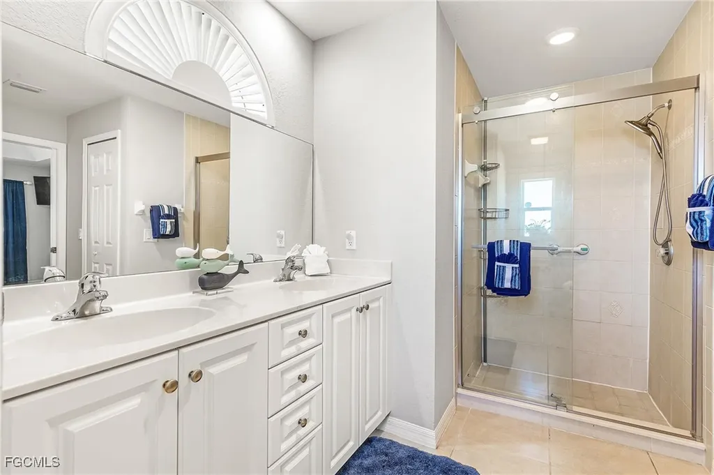 2014 NW 25th Place Cape Coral FL 33993