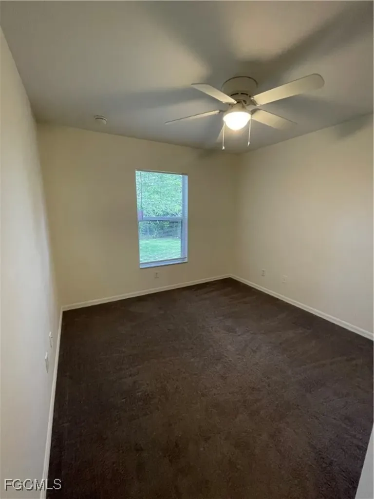 1037 NE 19th Street Cape Coral FL 33909