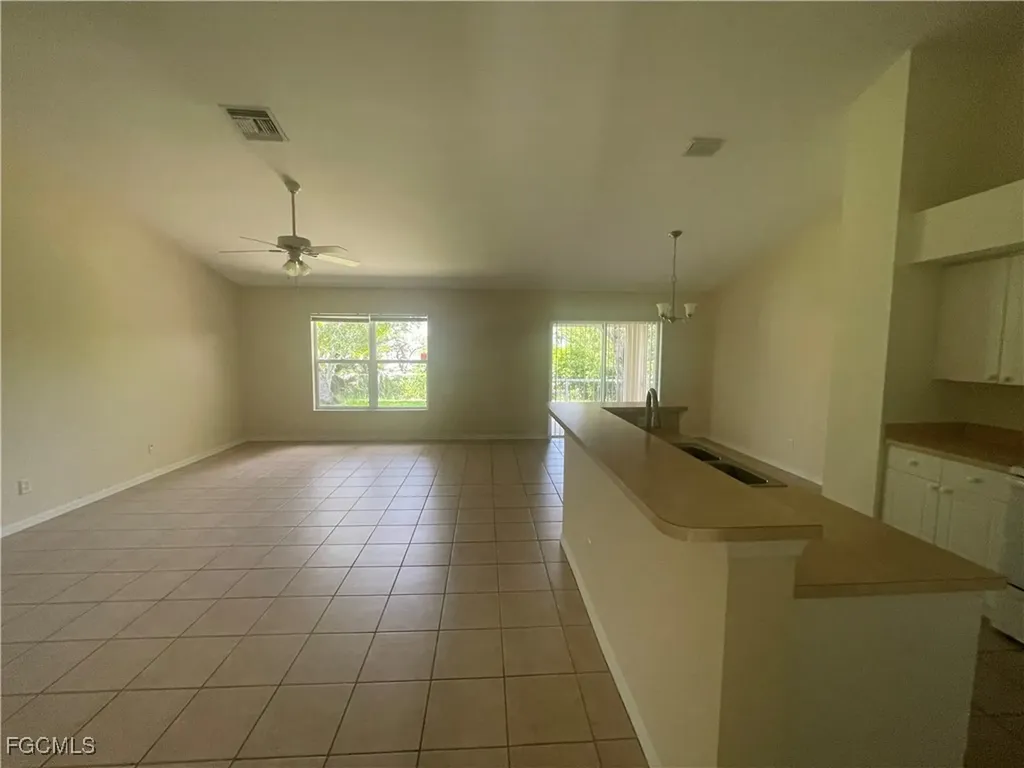 1037 NE 19th Street Cape Coral FL 33909