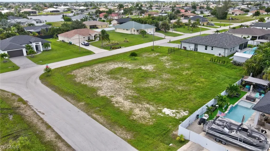 3121 SW 16th Place Cape Coral FL 33914