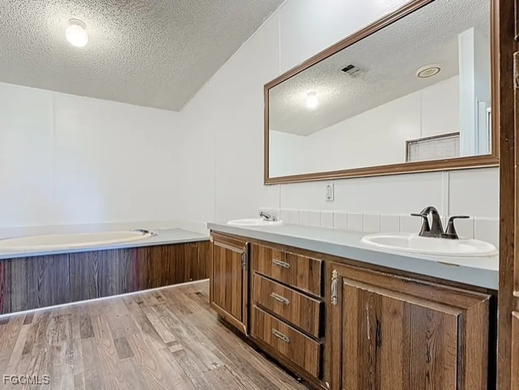 1320 Seminole Avenue Labelle FL 33935