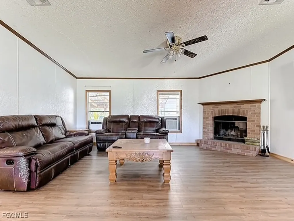 1320 Seminole Avenue Labelle FL 33935