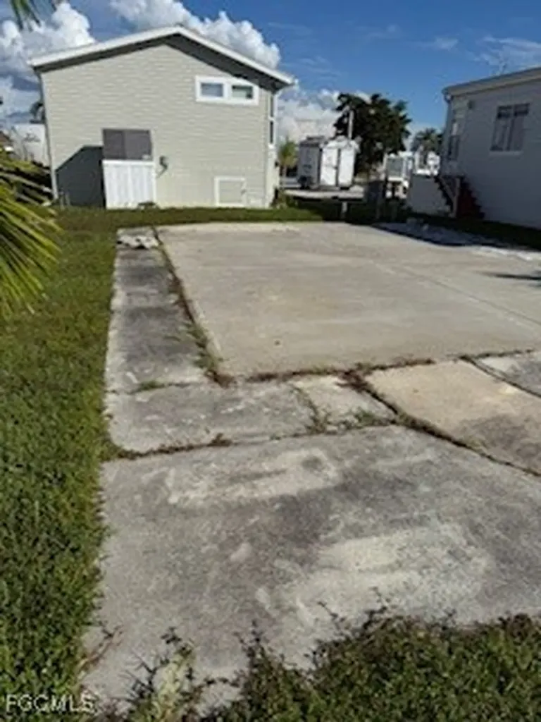 19681 #369 Summerlin Road Fort Myers FL 33908