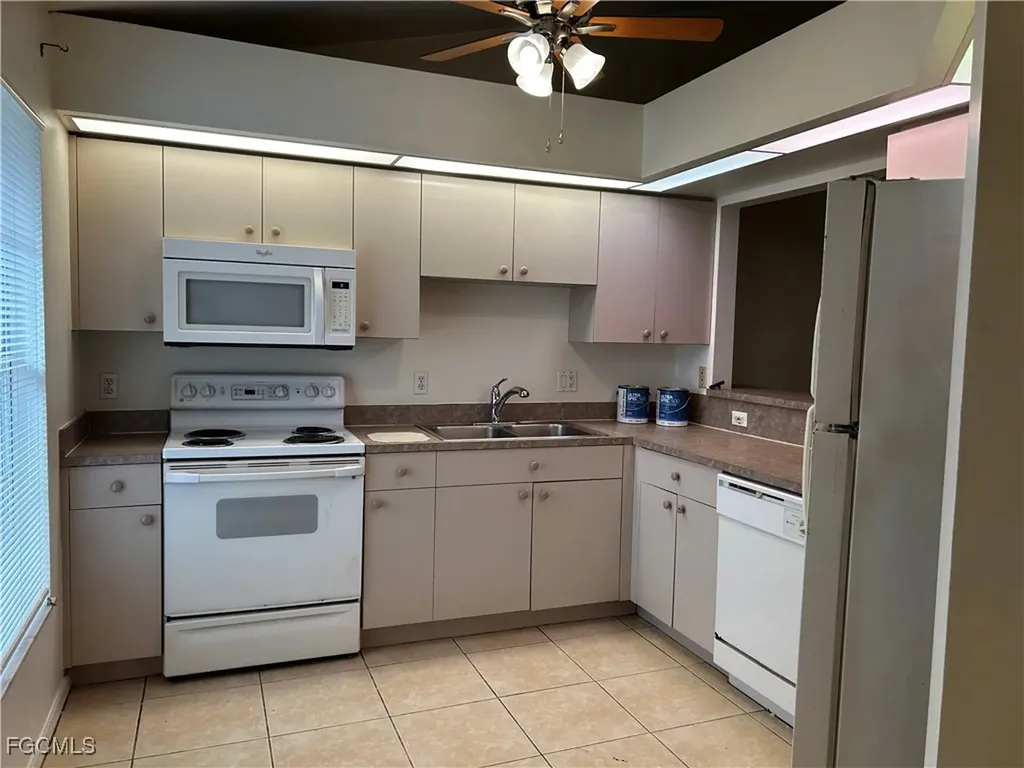 4121 & 4123 SW 7th Place Cape Coral FL 33914