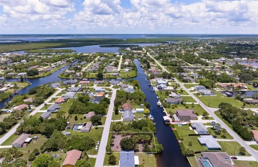 18286 Van Nuys Circle Port Charlotte FL 33948