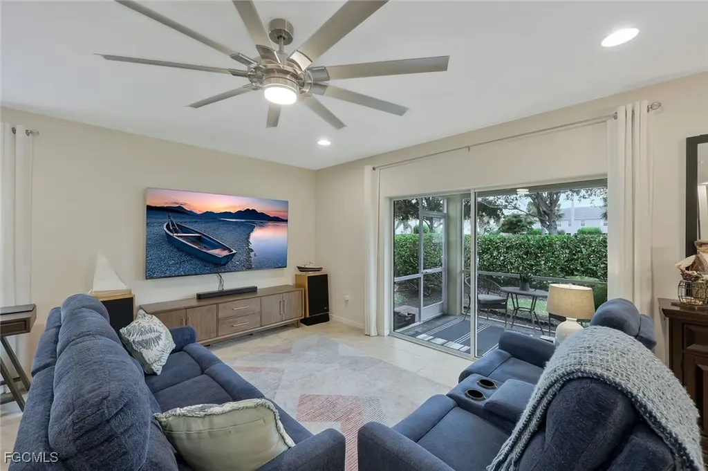 12111 Mahogany Cove Street Fort Myers FL 33913