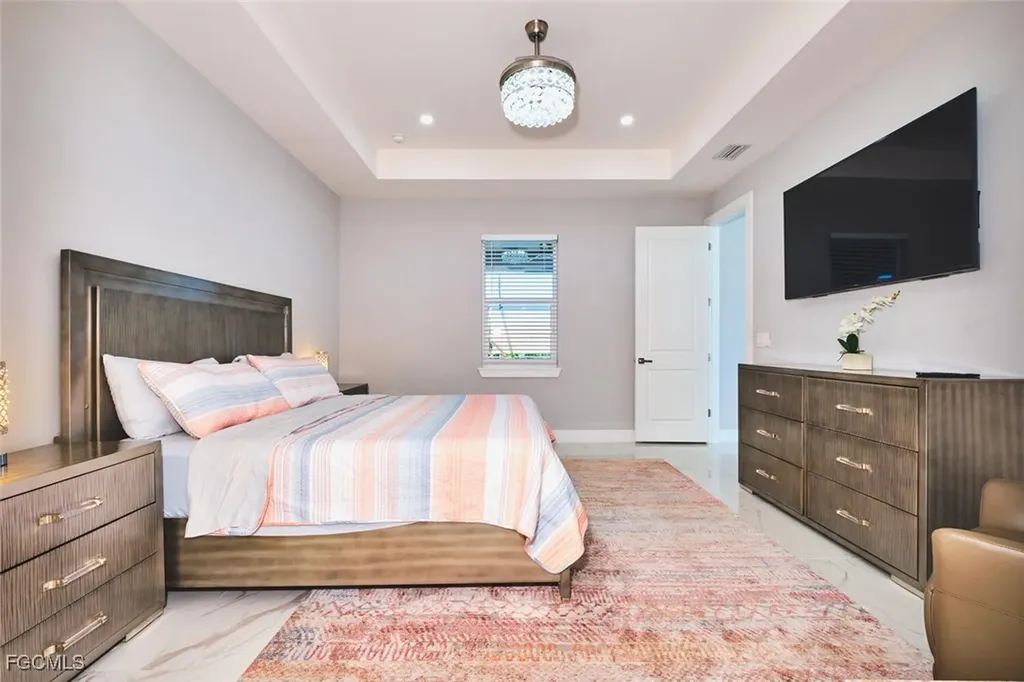 128 SW 31st Place Cape Coral FL 33991