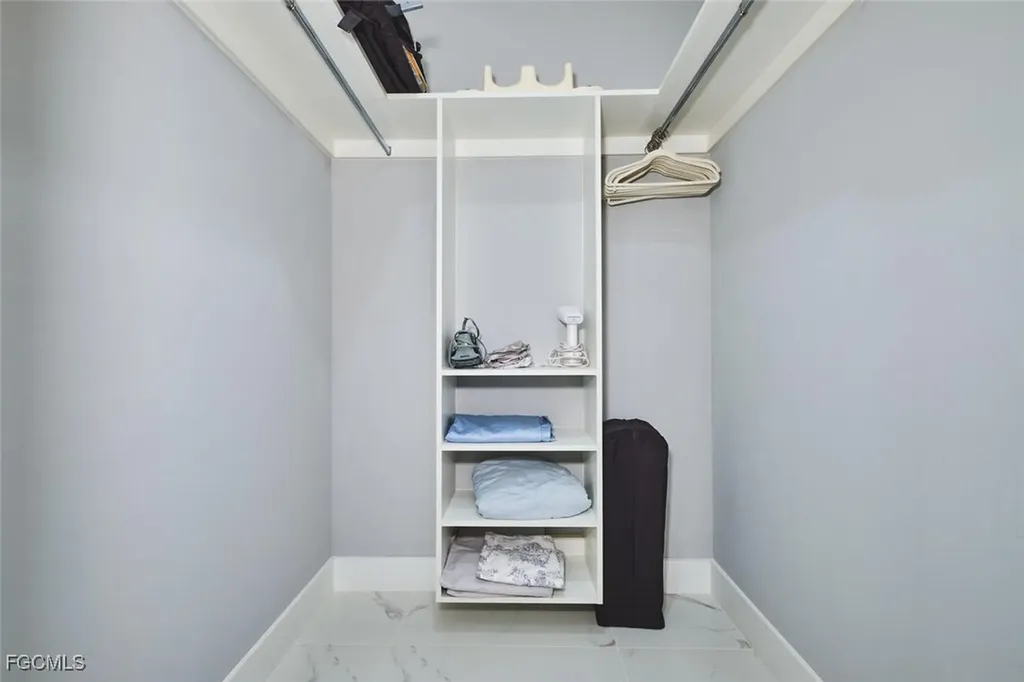 128 SW 31st Place Cape Coral FL 33991