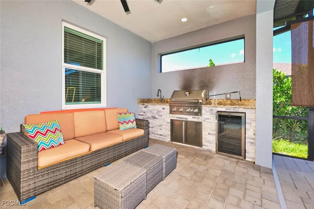 128 SW 31st Place Cape Coral FL 33991