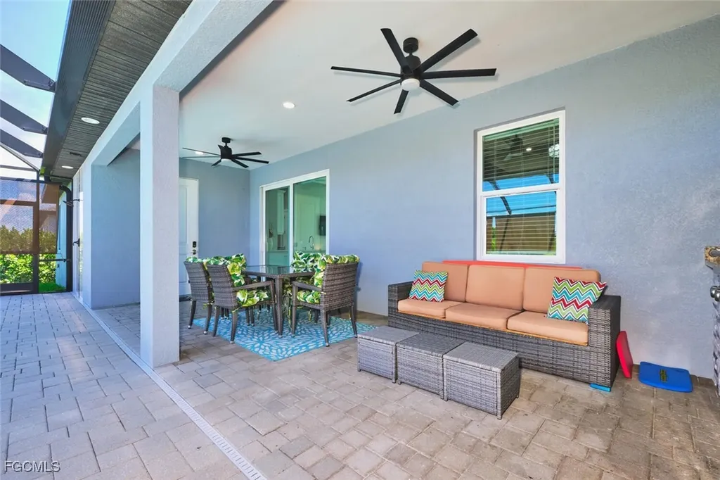 128 SW 31st Place Cape Coral FL 33991