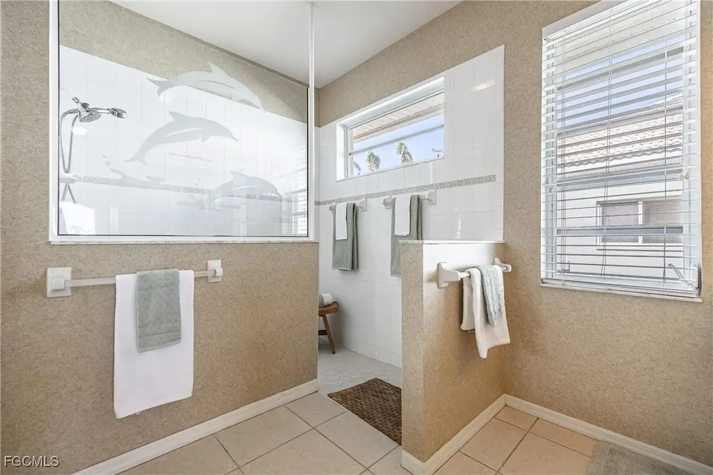 5323 SW 28th Place Cape Coral FL 33914