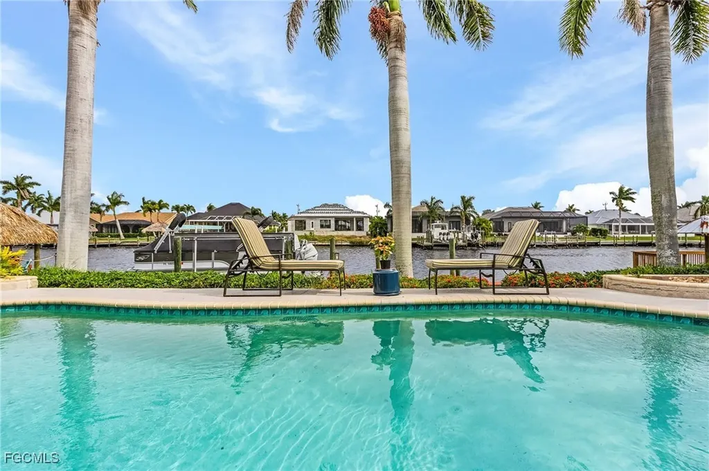 5323 SW 28th Place Cape Coral FL 33914