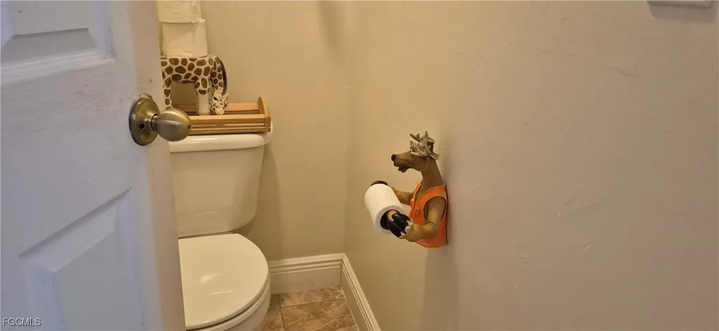 2011 Leroy Avenue Alva FL 33920