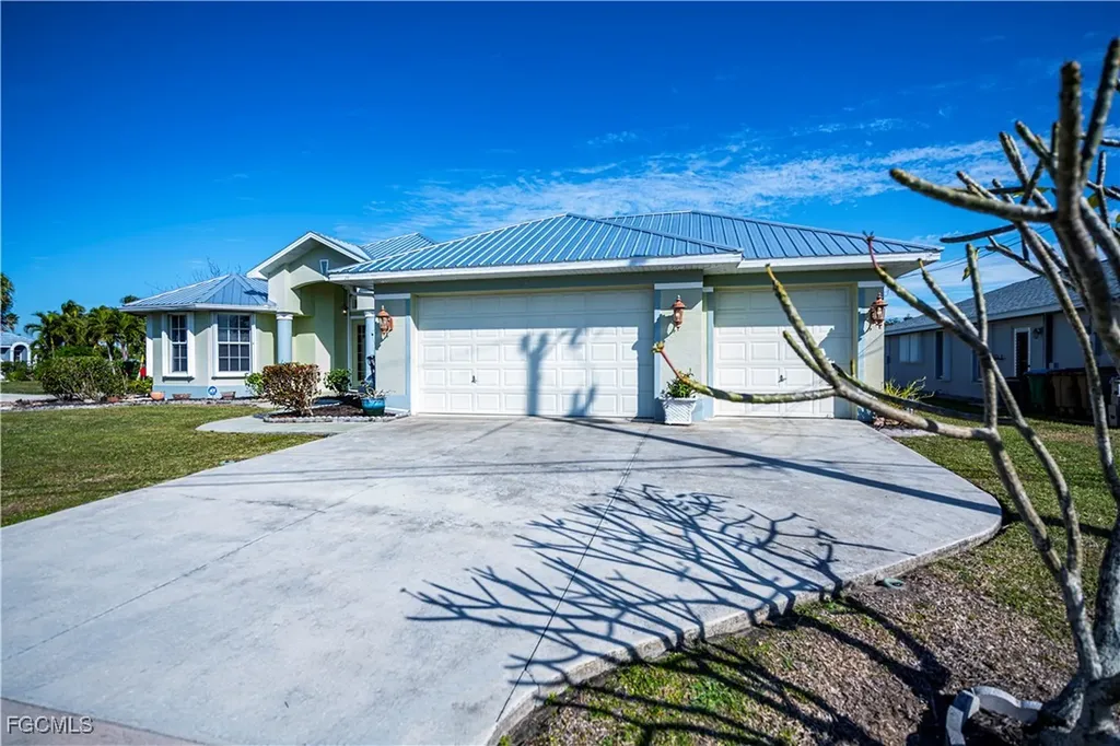 Cape Coral FL, 3301 SE 4th Place