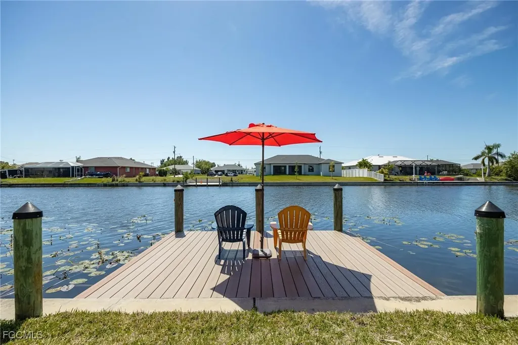 2828 SW 1st Terrace Cape Coral FL 33991