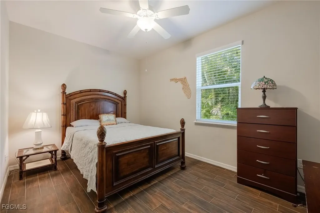 2828 SW 1st Terrace Cape Coral FL 33991