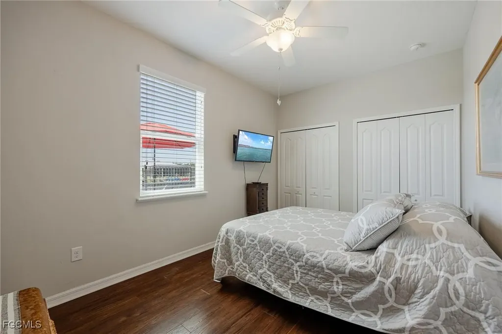 2828 SW 1st Terrace Cape Coral FL 33991