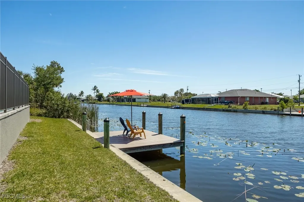 2828 SW 1st Terrace Cape Coral FL 33991