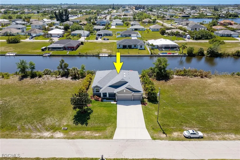 2828 SW 1st Terrace Cape Coral FL 33991