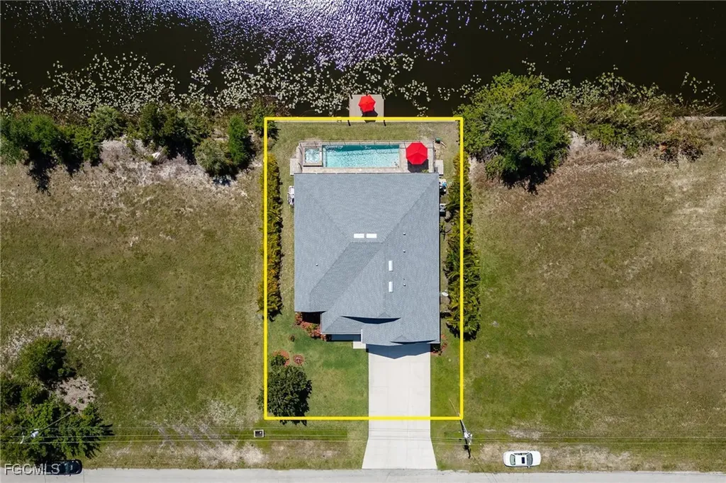 2828 SW 1st Terrace Cape Coral FL 33991