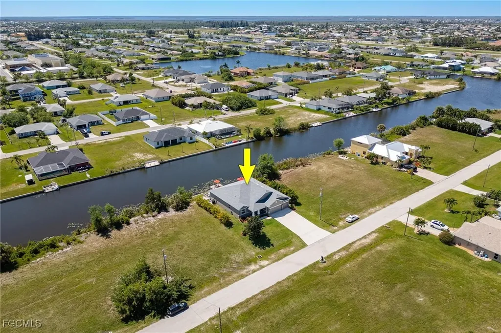 2828 SW 1st Terrace Cape Coral FL 33991