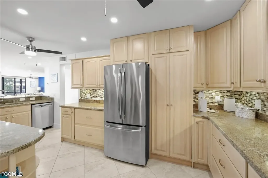 10562 Gulf Shore Drive Naples FL 34108