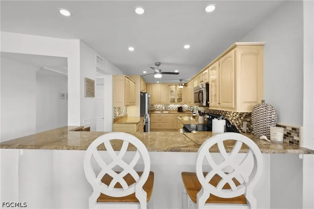 10562 Gulf Shore Drive Naples FL 34108