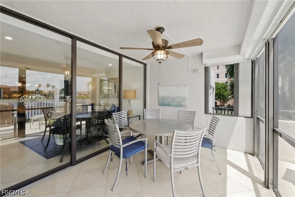 10562 Gulf Shore Drive Naples FL 34108