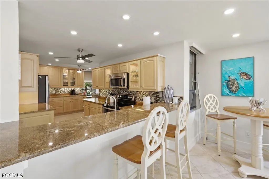 10562 Gulf Shore Drive Naples FL 34108