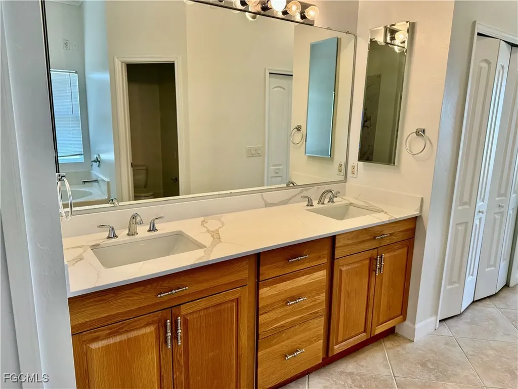 1512 SE 2nd Place Cape Coral FL 33990