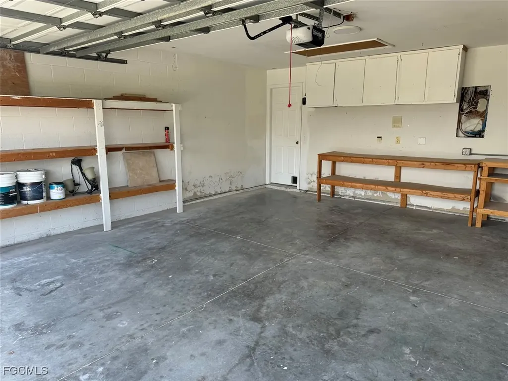 1512 SE 2nd Place Cape Coral FL 33990