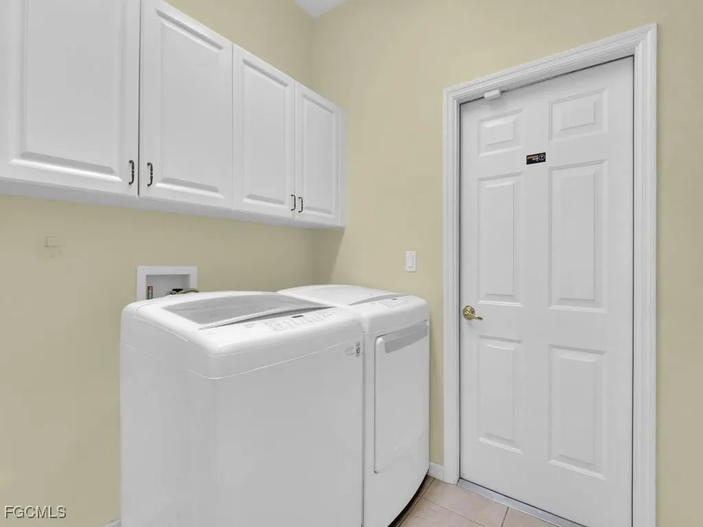 1507 NW 27th Place Cape Coral FL 33993