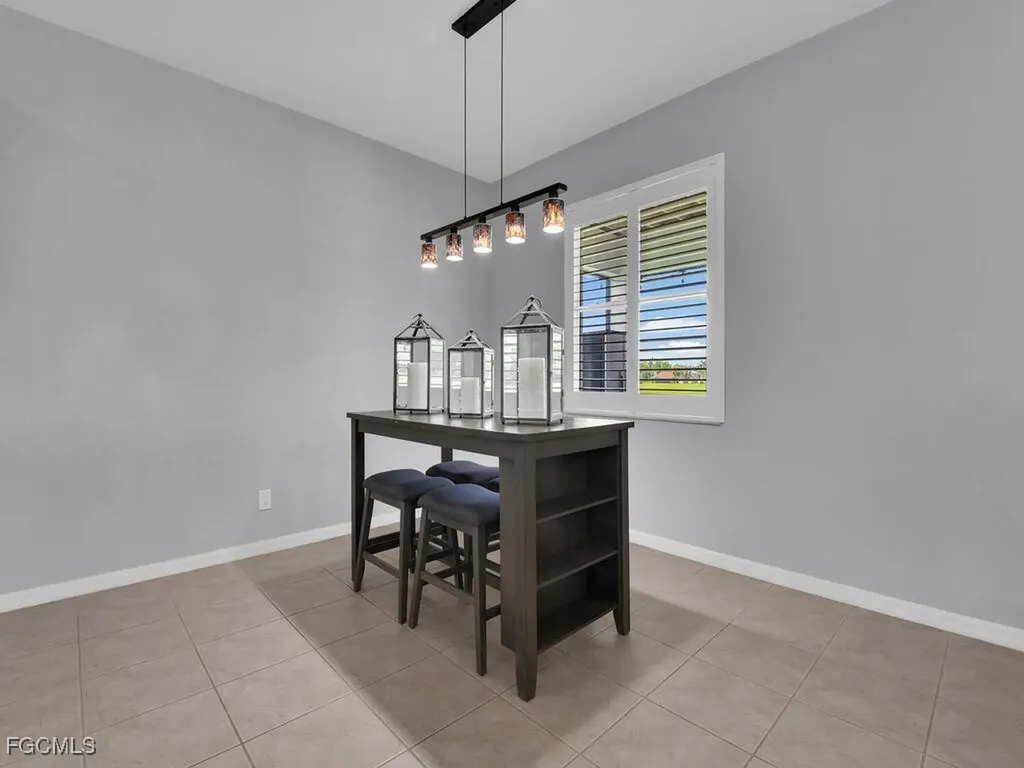 1507 NW 27th Place Cape Coral FL 33993