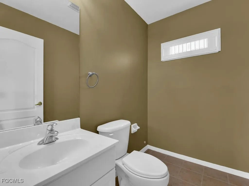 1507 NW 27th Place Cape Coral FL 33993