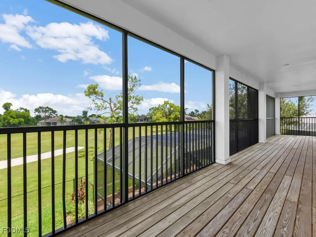 1507 NW 27th Place Cape Coral FL 33993