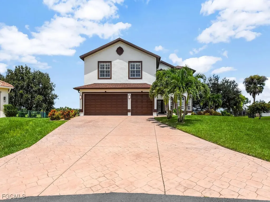 1507 NW 27th Place Cape Coral FL 33993