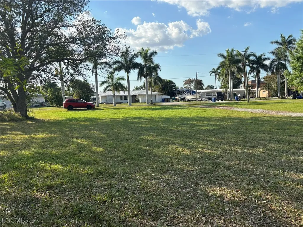 310 Georgia Avenue Fort Myers FL 33905