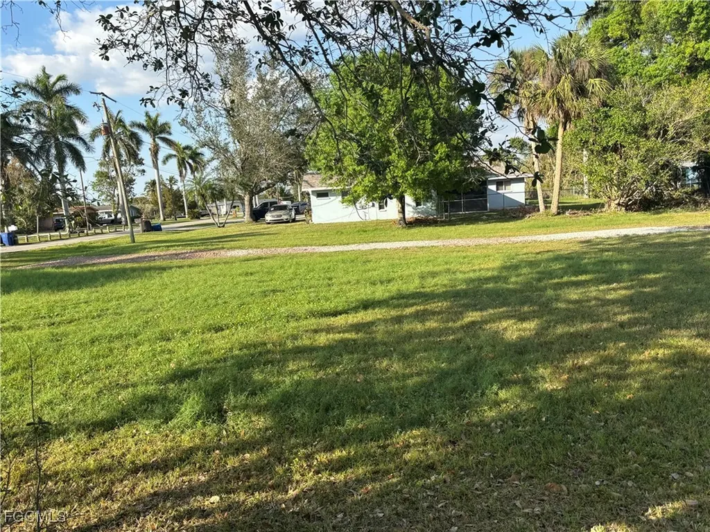 310 Georgia Avenue Fort Myers FL 33905