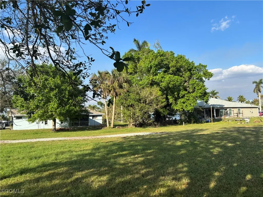 310 Georgia Avenue Fort Myers FL 33905