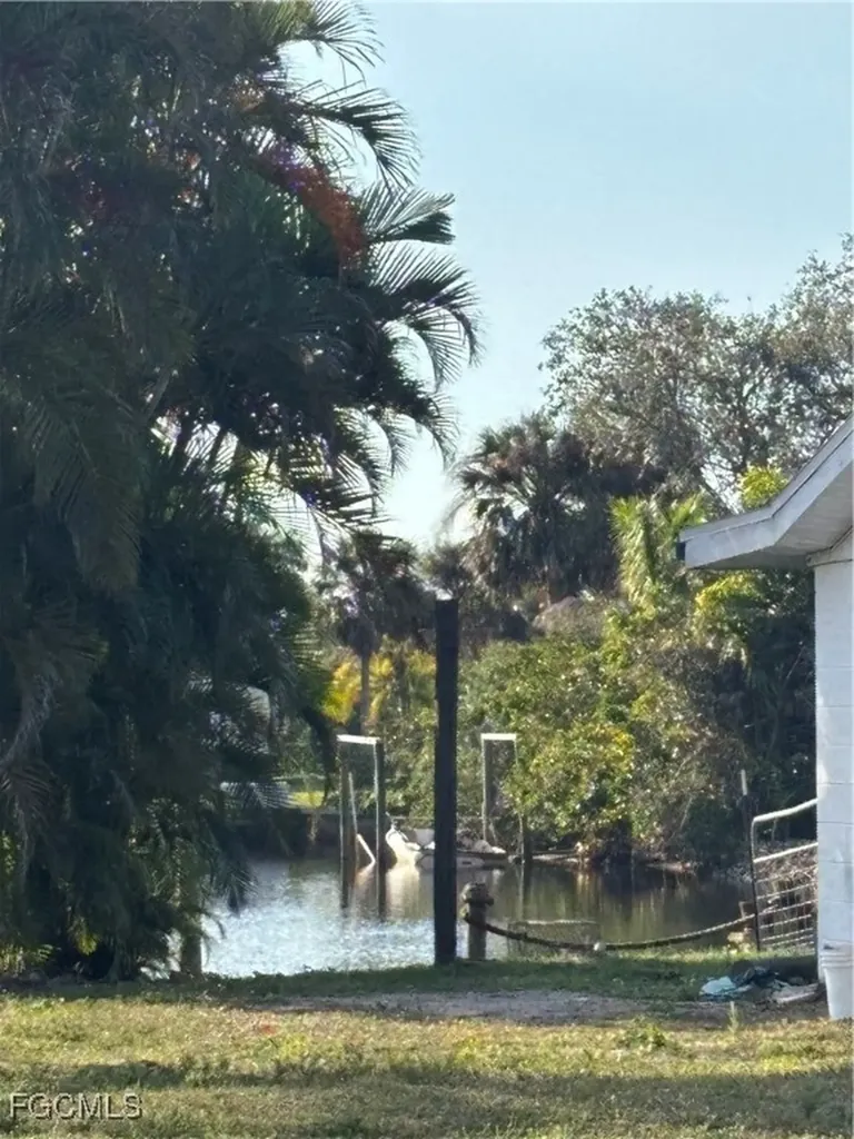 310 Georgia Avenue Fort Myers FL 33905