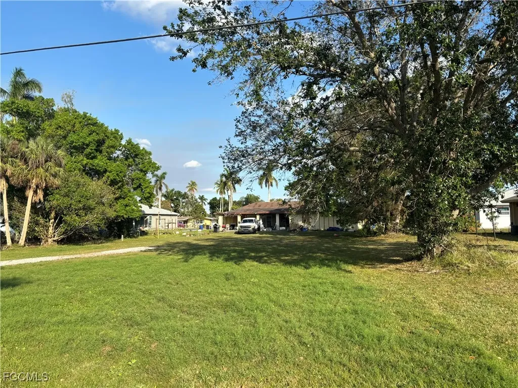 310 Georgia Avenue Fort Myers FL 33905