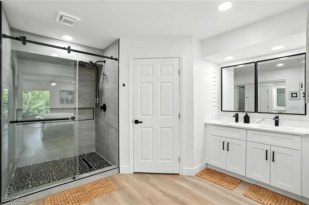 2314 SE 18th Avenue Cape Coral FL 33990